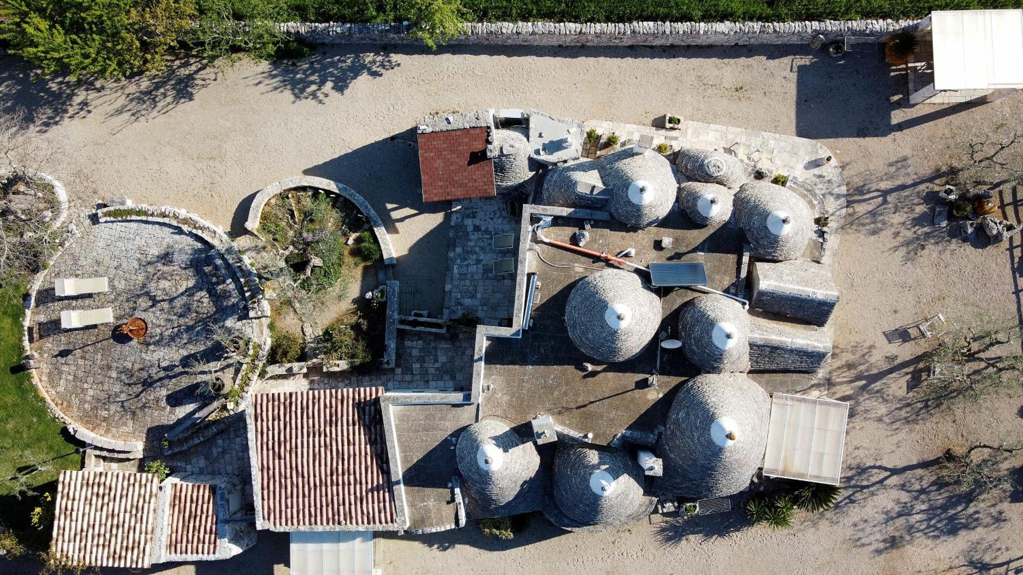 Trulli Il Castagno Pensionat Martina Franca Exteriör bild